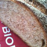 ベッカライ ビオブロート - ファルケンブロートハーフ断面