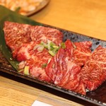 Yakiniku Horumon Sankyuu - 上赤身