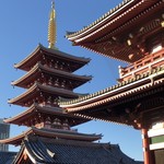 舟和 - 昼間の浅草寺