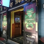 Durty Nelly's Irish Pub - 