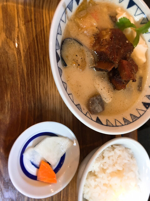 ごちとん（野菜を食べるごちそうとん汁）>