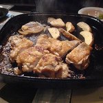 ひよこ - 名物のもも焼き