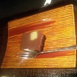 くろぎ - くろぎ自家製の栗むしようかん