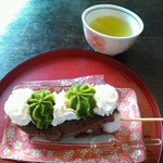 横丁とうふ店 最上川千本だんご - 雪見だんご