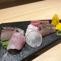 魚菜由良 鼎 - 