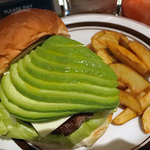 BELLOWS BURGER - アボカドチーズバーガー1280円