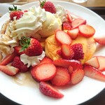 Cafe moritani - いちごのパンケーキ1,200円