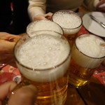 Txapela - ビールで乾杯