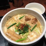 Miso Noodle Spot 角栄 - 