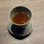 USHIGORO S. - スッポンと牛コンソメスープ