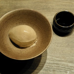 USHIGORO S. - バナナエスプレッソの生アイス