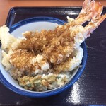 天丼てんや - ザ・車海老天丼アップ。デカさが違う！