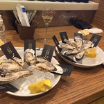 8TH SEA OYSTER Bar - 