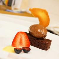 ナッツたっぷり♡女性人気抜群！チョコのブラウニー