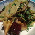 仔羊のキャレ 十三香粉炒め