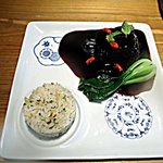 老虎菜 - 鎮江黒酢の角煮酢豚と香菜とクミンの御飯