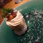 メレンゲココナッツと珈琲とシナモンのアイスクリームサンド