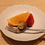 Yoshikawa - 蜜柑、苺、栗きんとん。