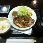 祭ばやし - 炙り焼鶏肉定食(500円）