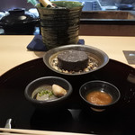 梶川 - 河豚白子炙り、烏賊は熱石で炙って