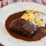 Bien - 五花肉（ぶたばら）葡萄酒燉（さかに）