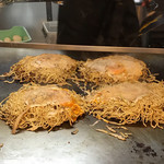 Okonomiyaki Happou - 私達4人分が着々と焼かれています♪♪♪