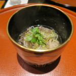 日本料理 晴山 - ツキノワグマしゃぶしゃぶ仕立て