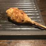 焼き鳥 とりら - つくねはコリコリ触感が最高