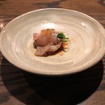 焼き鳥 とりら - こう来たか！某有名黒い粉掛けの熟成白レバーの昆布じめムネ巻き