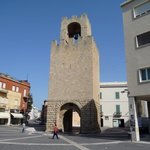 La Torre - オリスタノの町の中心　可愛い塔があります