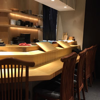 SUSHI TOKYO TEN、 新宿ニュウマン店 - 店内(カウンター席)