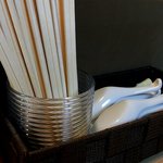 中華そば 慈庵 - カウンターはこれだけ