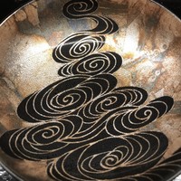馳創吼龍 - お椀の蓋の裏