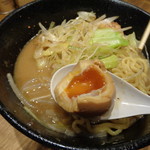 煮干し中華そば 一剣 - 妻、たまご絶賛