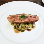 シャラン鴨のロースト　赤ワインヴィネガーソース