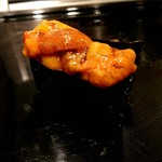 寿司大 - 北海道のバフンウニ