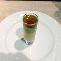 D'ORO HATSUDAI - ランチショートコース3,780円、アミューズ
