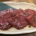 焼肉とよ - 