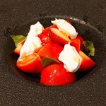 DREAM ON TAIGA - フルーツトマトと苺のカプレーゼ