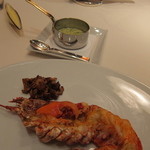 キュイジーヌ[s] ミッシェル・トロワグロ - オマールのカルヴァドス・フランベアンカルバター　ジャンとピエールトロワグロのレシピ