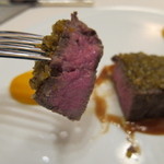 キュイジーヌ[s] ミッシェル・トロワグロ - 和牛　オレンジとグリーンペッパーフォレ風グラタン　ジャンとピエール・トロワグロのレシピ