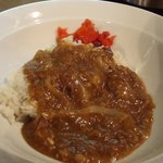 Kadoman - カレー（牛すじ）200円也もスパイシーさを増した！でも、日によって、そのスパイシーさにはばらつきがあるようや