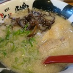 Hakata Ryuutoki - 背脂トンコツラーメン￥820