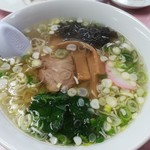 おおもり - ラーメン700円(麺少な目、料金は変わりません)