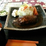 旨い食処　あごら - 三元豚のハンバーグ膳 1000円