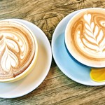 カフェ チョコッティー - カフェラテ＆キャラメルラテ