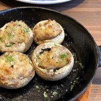 ミゲル フアニ 新宿タカシマヤ タイムズスクエア店 - マッシュルーム鉄板焼き