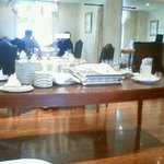 ヴィーヴルソレイユ - Vive Le Soleil　店内④　気になる食器置き場(=_=).jpg