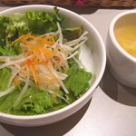 カマカマキッチン アセンブル - ランチのサラダ、スープ
