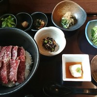 御曹司 松六家 - 